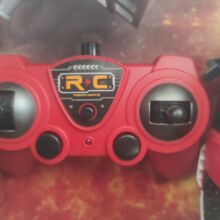 ماشین کنترلی آتش نشانی آب پاش و چراغ دار